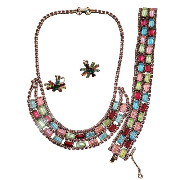 Amazing Unsigned Super Well Made Colorful Rhinestone Parure Sets (A4695) - Picture 2 of 7